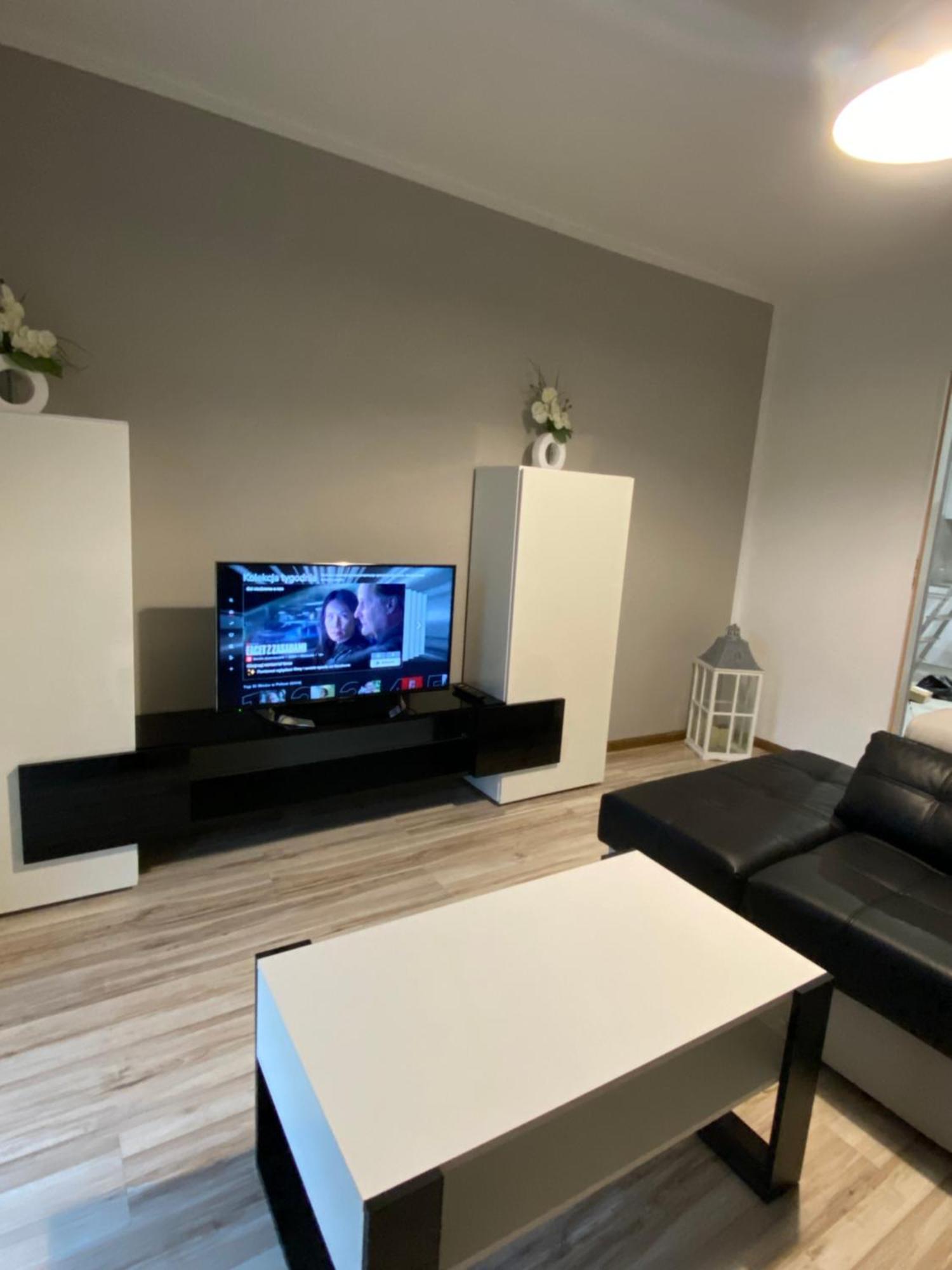 Apartamenty Ciukaj Paczkow Esterno foto